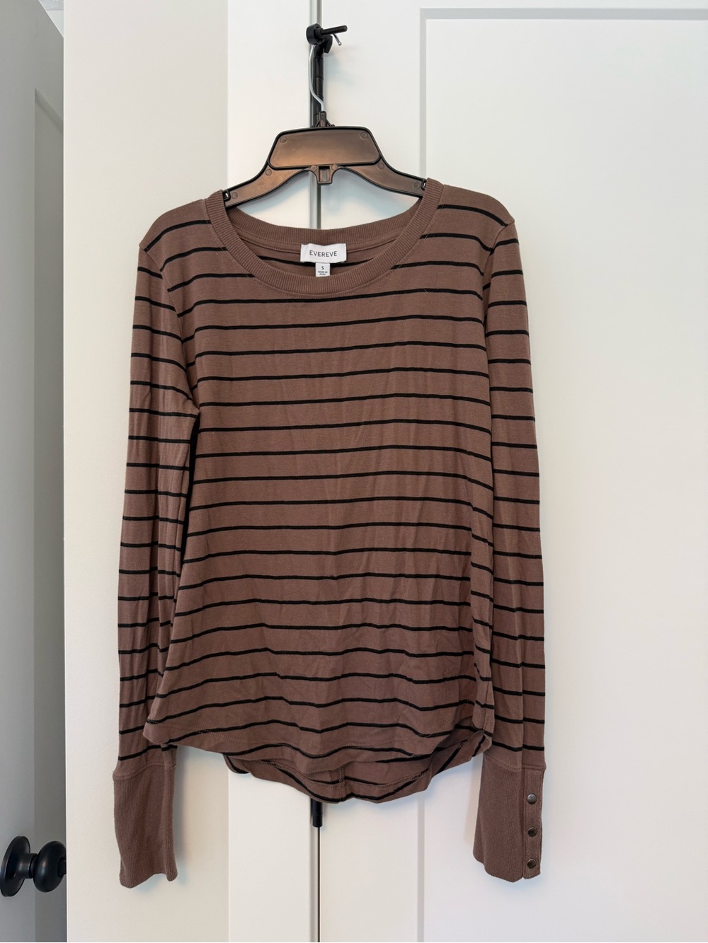 Evereve Brown and Black Striped Long-Sleeve Tee